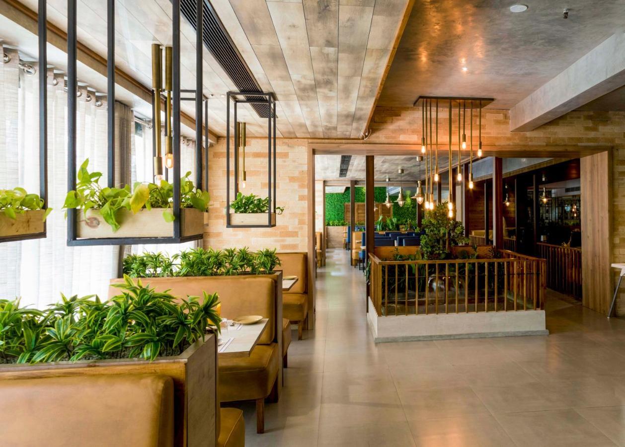 Hotel Kinara Grand Hyderabad Exterior photo